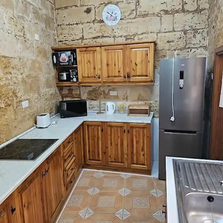 Διαμέρισμα Nice House Of Caractere In Qormi